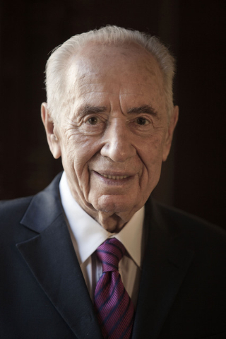 El expresidente de Israel Shimon Peres, en una foto de julio 15 del 2014 cuando la AP le hizo una entrevista, en su residencia de Jerusalem. Peres falleció el 28 de septiembre y fue enterrado el  ...