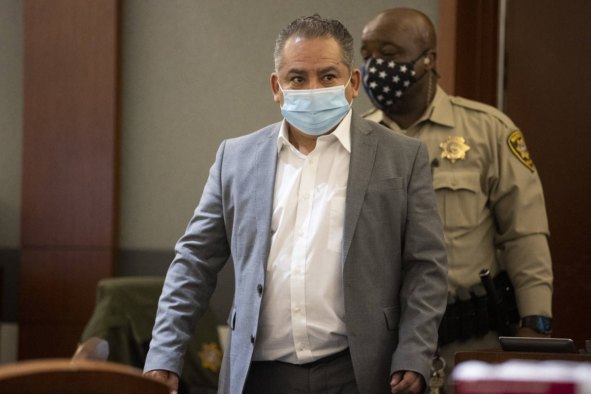 Omar Rueda-Denvers comparece ante el tribunal para las declaraciones de apertura de su nuevo ju ...